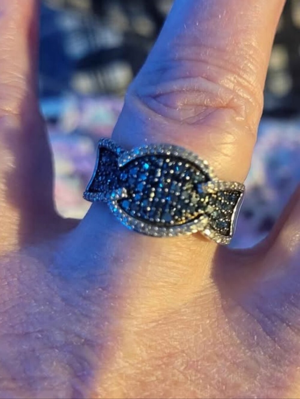 Blue/White Diamond Ring